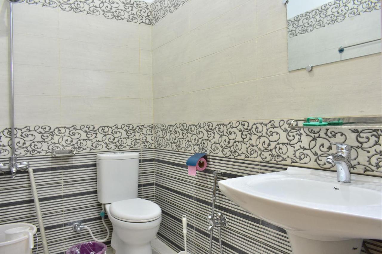 Mingora Swat Guest House מראה חיצוני תמונה