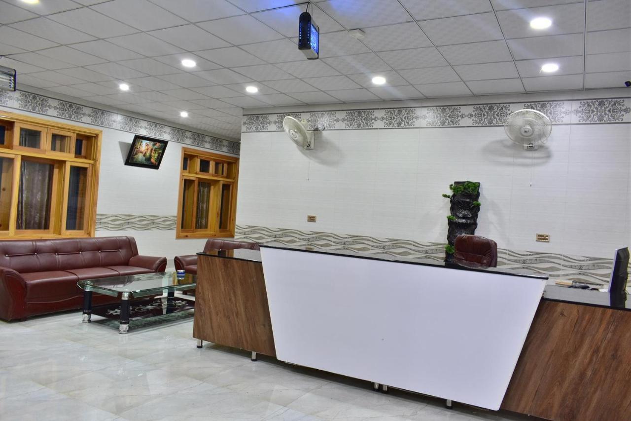 Mingora Swat Guest House מראה חיצוני תמונה